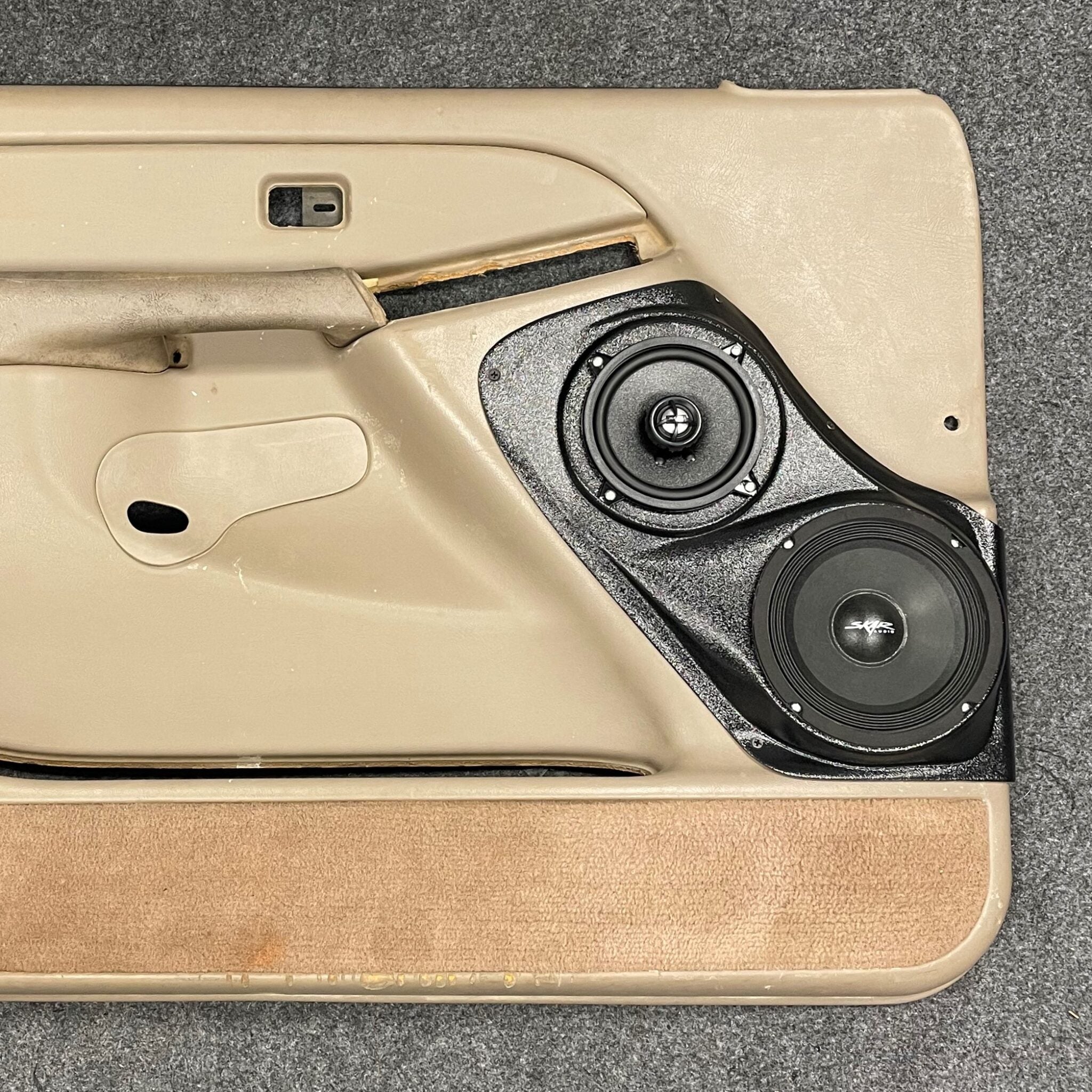 Custom Speaker Pods 00-GM-FT-UV-EW-FD-65 2000-2006 Escalade Speaker Pods