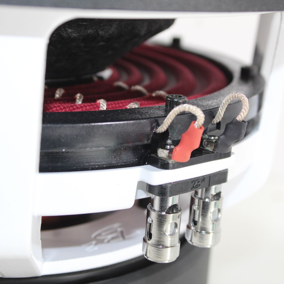 B2 Audio RIOT10 10" Subwoofer 750W RMS Dual 2 Ohm — image 5