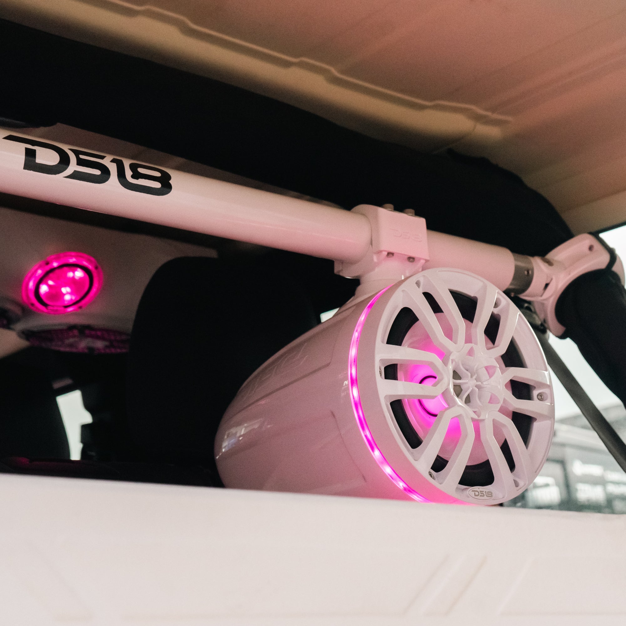 DS18 NXL 8" Marine Water Resistant Wakeboard Tower Speakers with Integrated RGB LED Lights 375 Watts