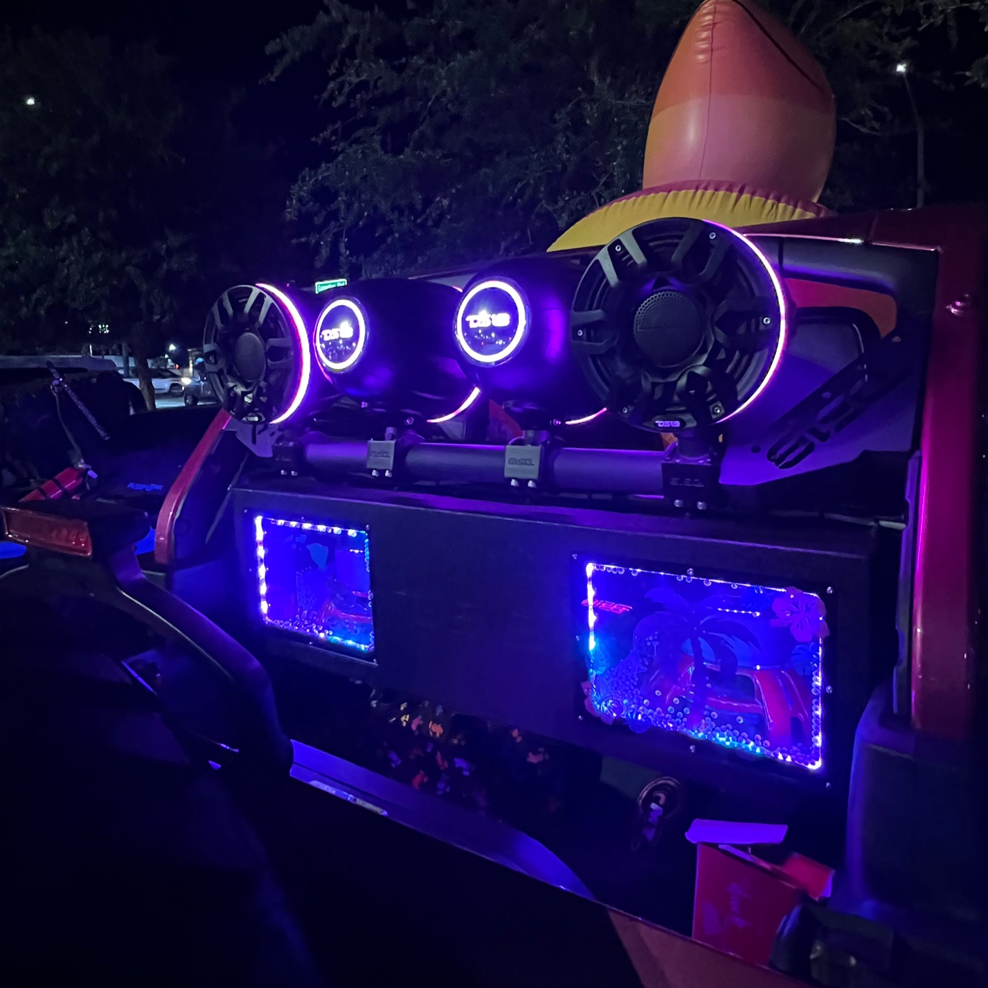 DS18 JL-TUBEUP 4x 8" Marine Towers Speakers with RGB LED Lights, 4-Channel Marine Amplifier and AMPKIT for Jeep JLU