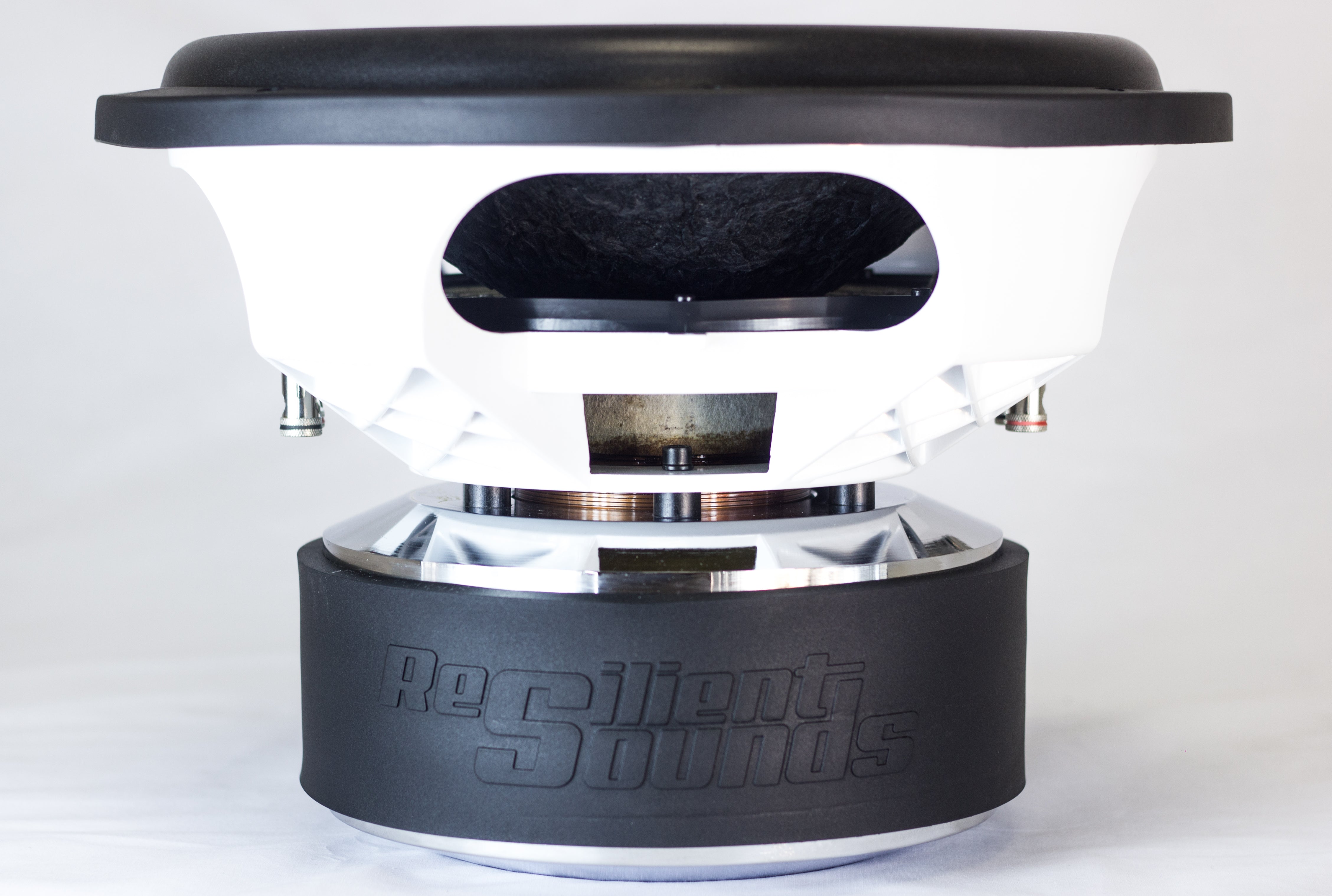 Resilient Sounds Onyx 15 Subwoofer 2,500W RMS