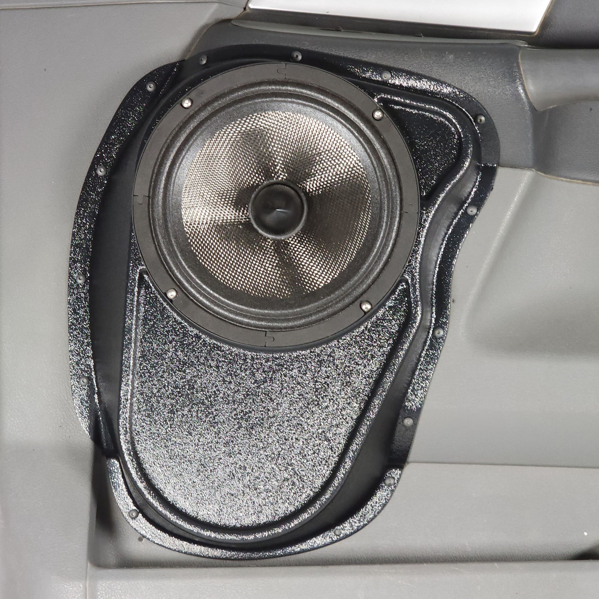 Custom Speaker Pods 06-DD-FP-UV-EW-FD-S8 2006-2008 Ram Speaker Pods