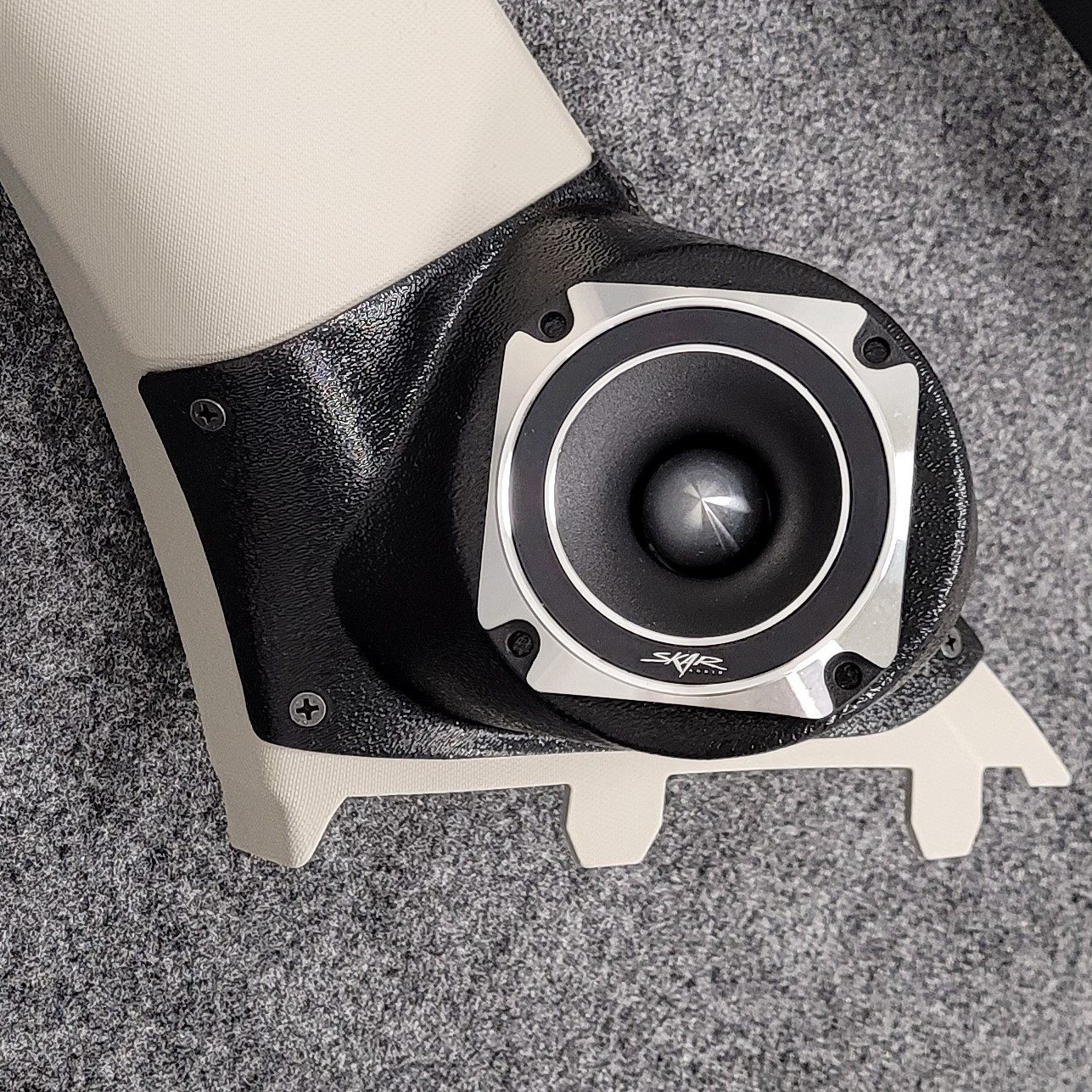 Custom Speaker Pods 15-GM-CC-UV-AL-LA-S3 2015-2022 Colorado Speaker Pods