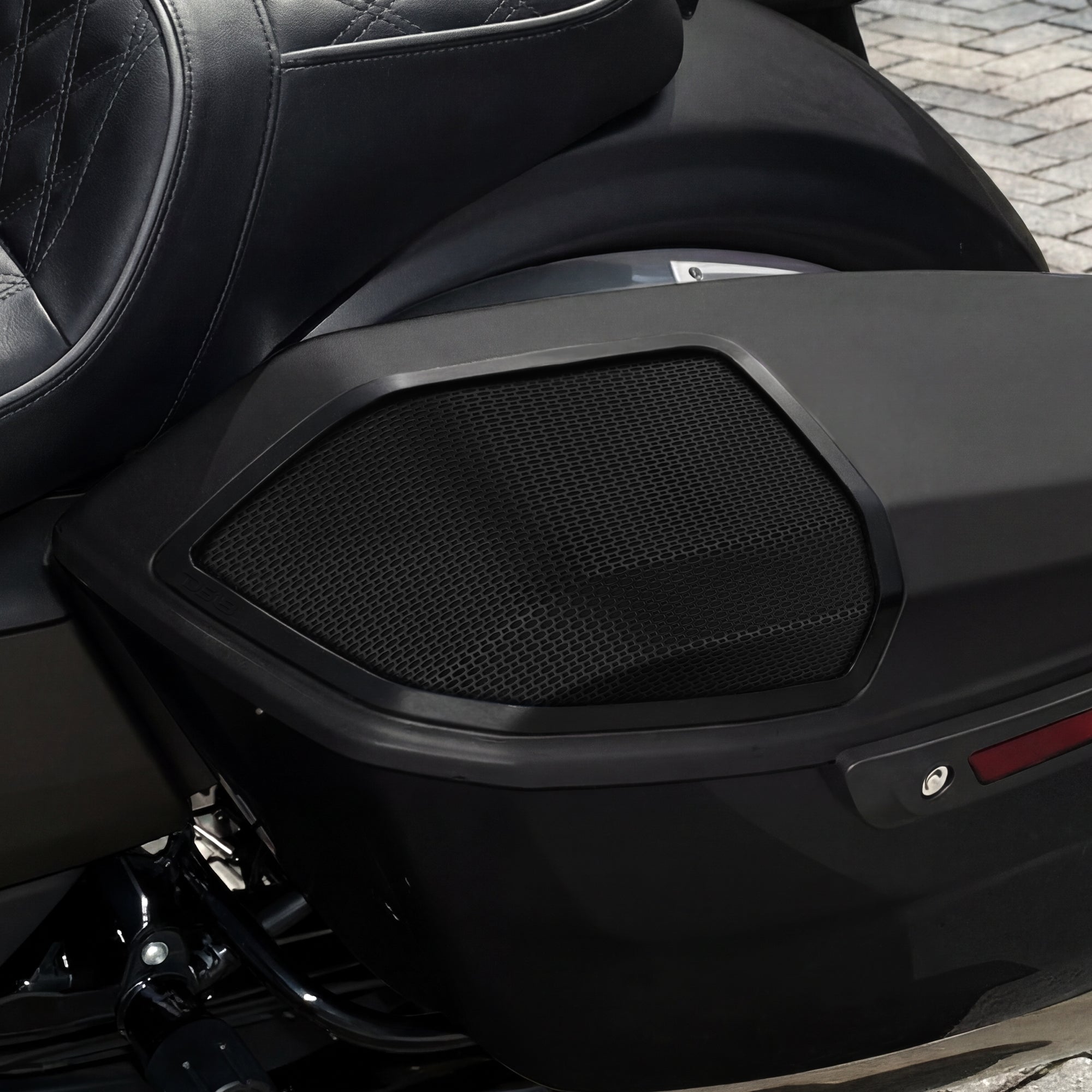 DS18 RY-HD69SBU.24 Harley-Davidson Saddlebag Speaker Lid Conversion Kit for models 2024+ — view 2 of 5