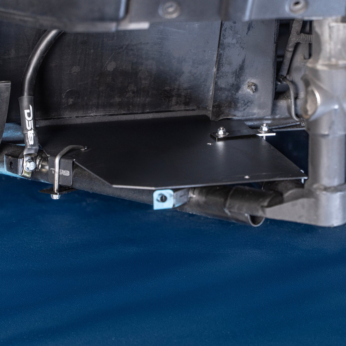 DS18 SLG-DBATT-20UP Polaris Slingshot 2020+ Second Battery Mount Kit – Heavy-Duty Auxiliary Battery Tray — view 3 of 5