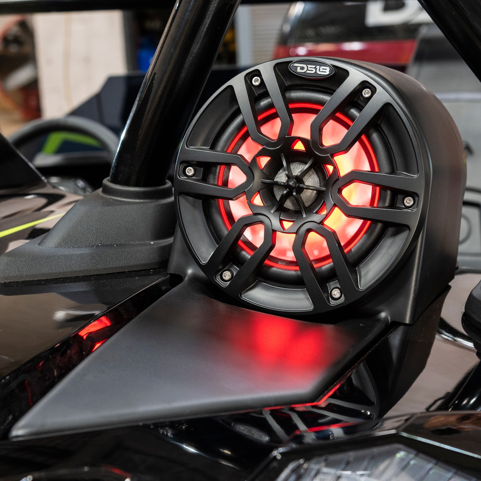 DS18 Polaris Slingshot Headrest 4 x 6.5" Enclosure With 4 x NXL-6/BK | 2015 - Current