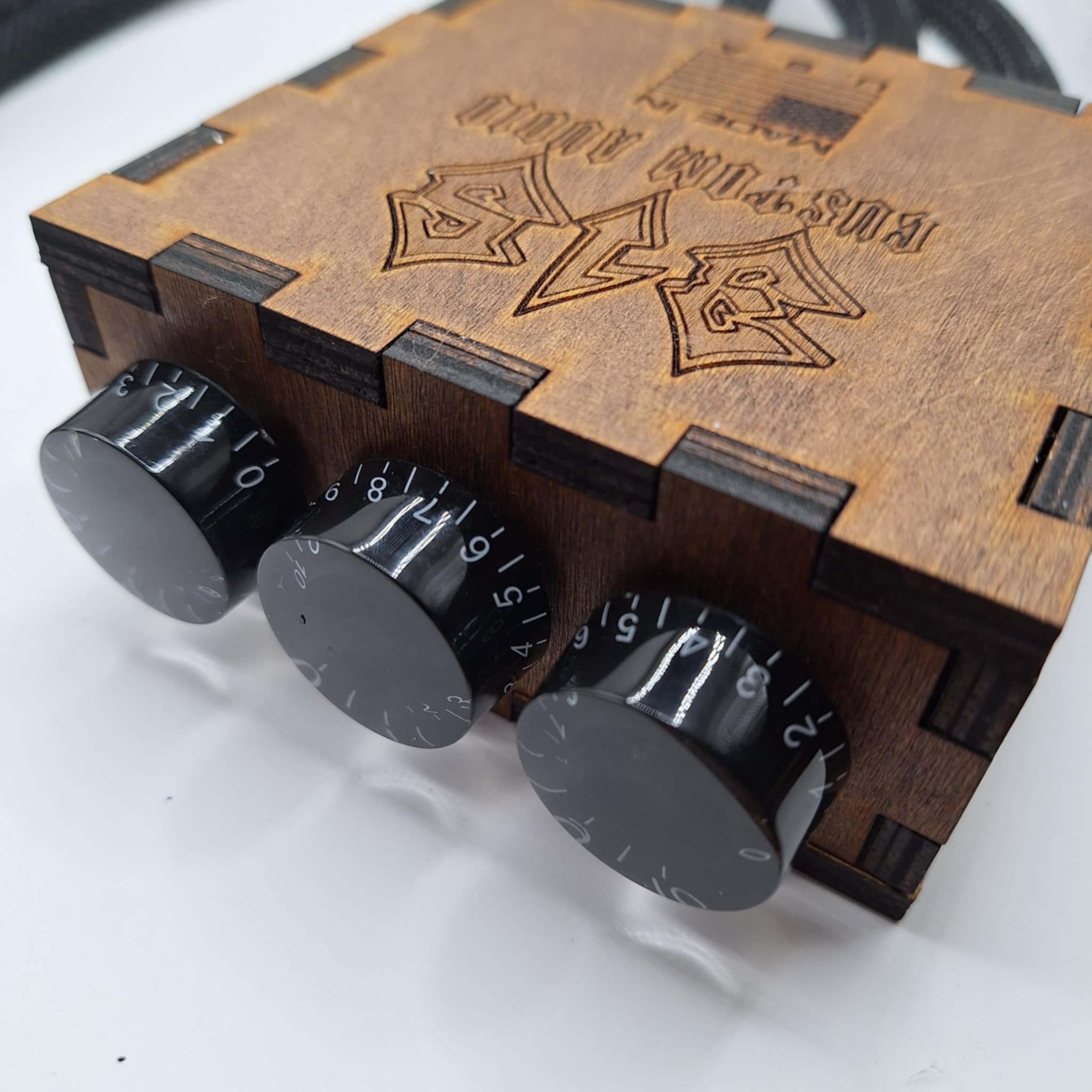 315 Custom Audio The Woody 3-Some Triple Bass Knob