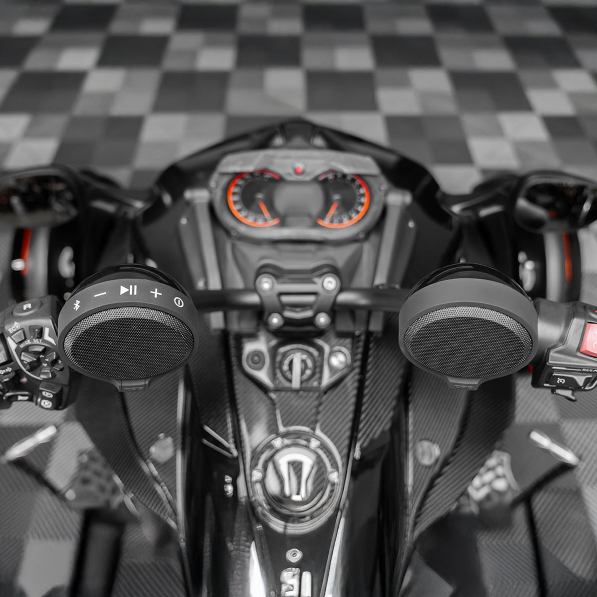 DS18 Amplified Handlebar Mounted Bluetooth Speaker System for Can-Am Ryker & Spyder Motorcycles