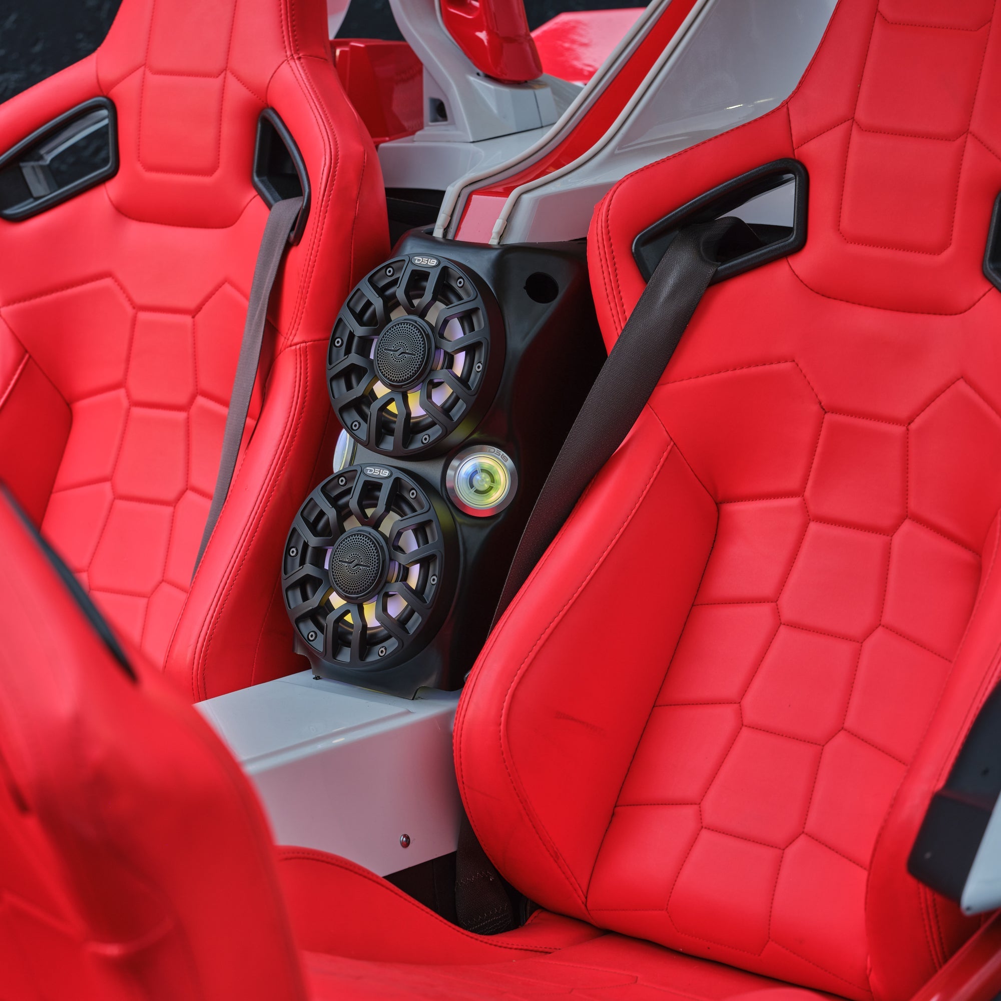 DS18 SLG-WFCC66LD Polaris Slingshot Waterfall Center Console Loaded 2 x NXL-IQ6/BK & 2 x PRO-TW7LD and Digital — view 2 of 5