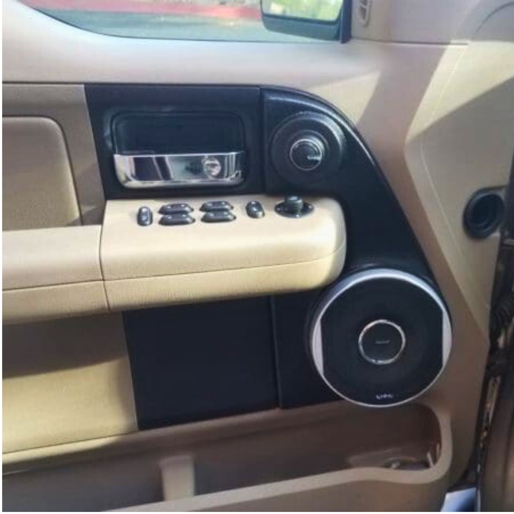 Custom Speaker Pods 04-FD-F1-UV-EW-FD-62-FL 2004-2008 F-150 Speaker Pods