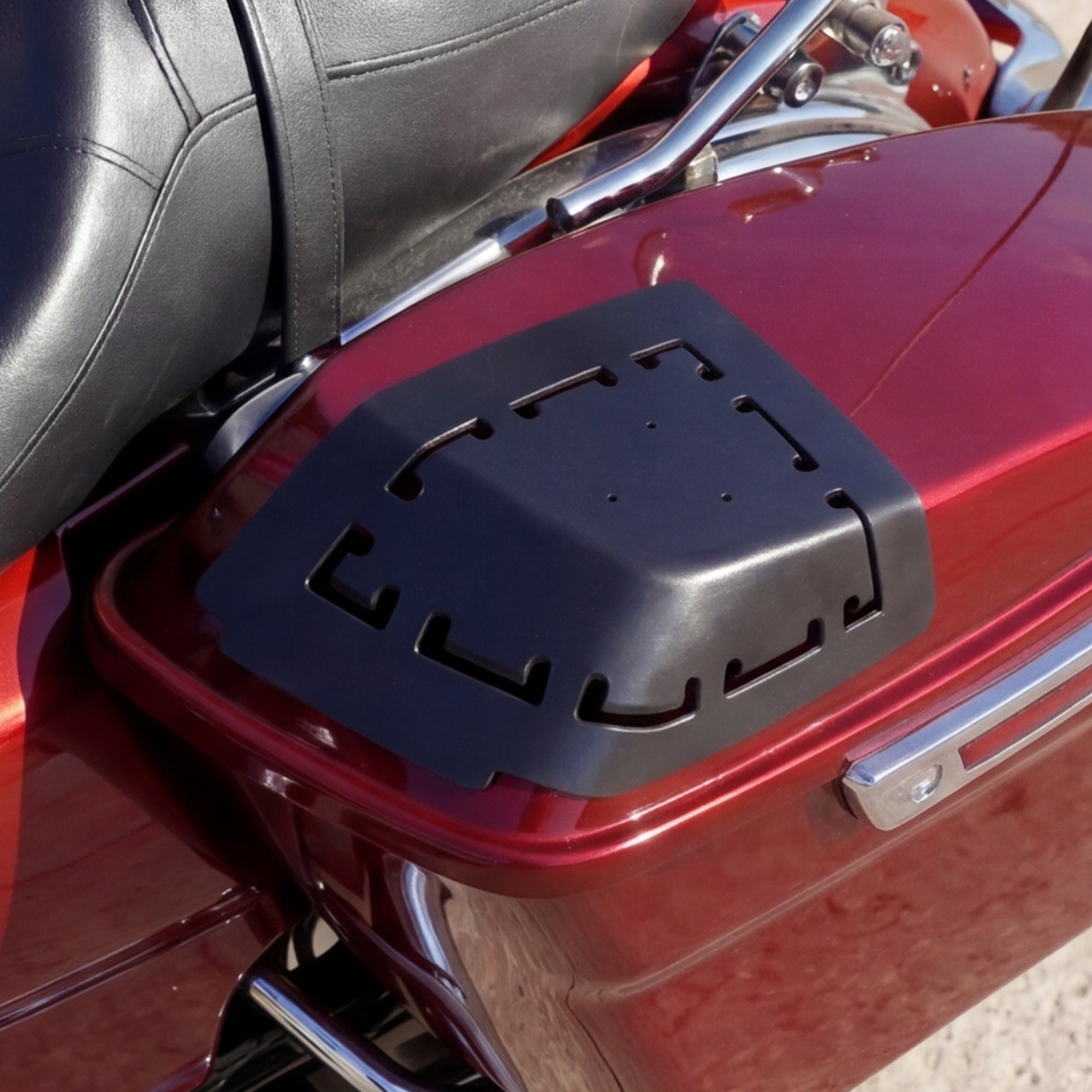 DS18 RY-HD69SBU.1423 Harley-Davidson Saddlebag Speaker Lid Conversion Kit for models 2014-2023 — view 3 of 5