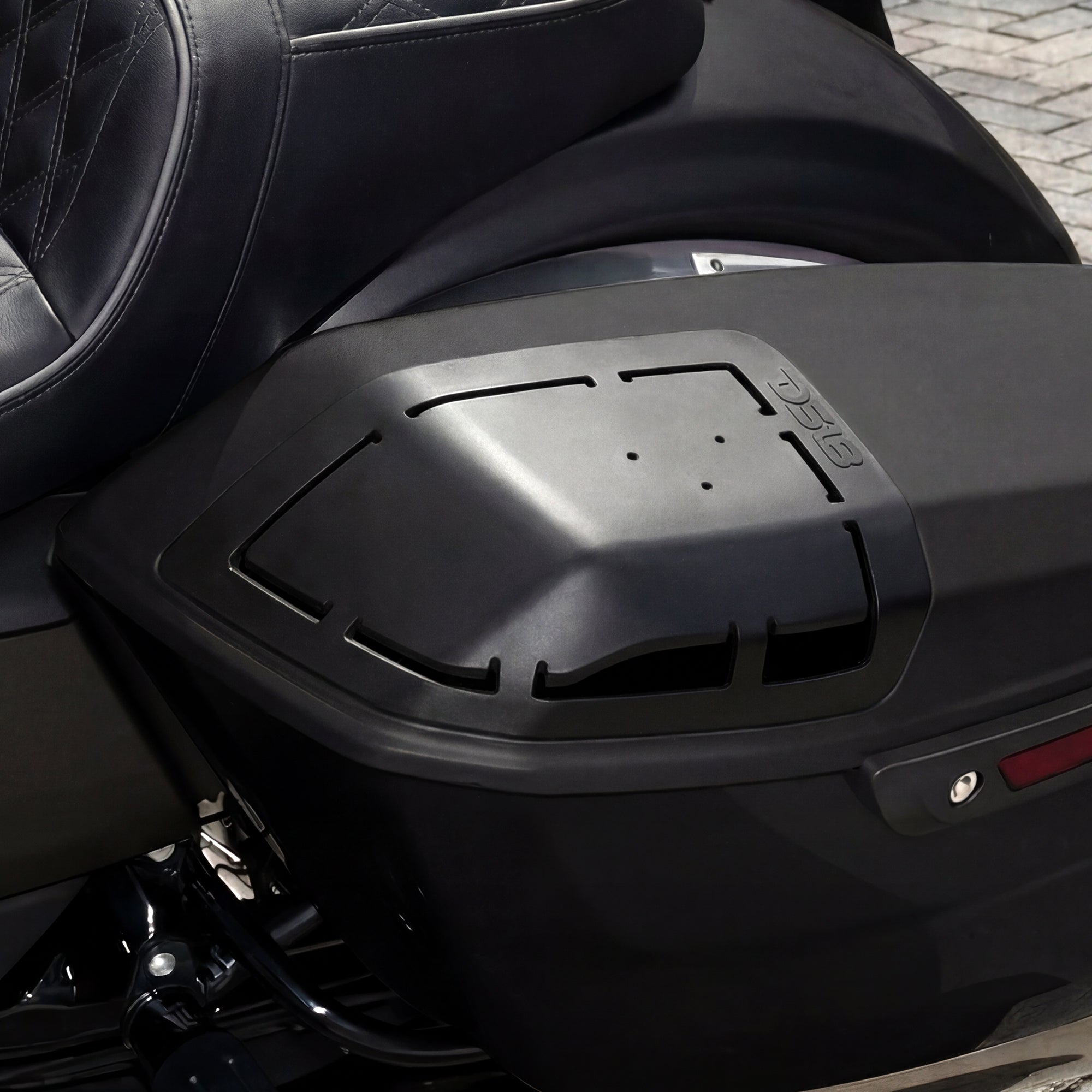 DS18 RY-HD69SBU.24 Harley-Davidson Saddlebag Speaker Lid Conversion Kit for models 2024+ — view 3 of 5
