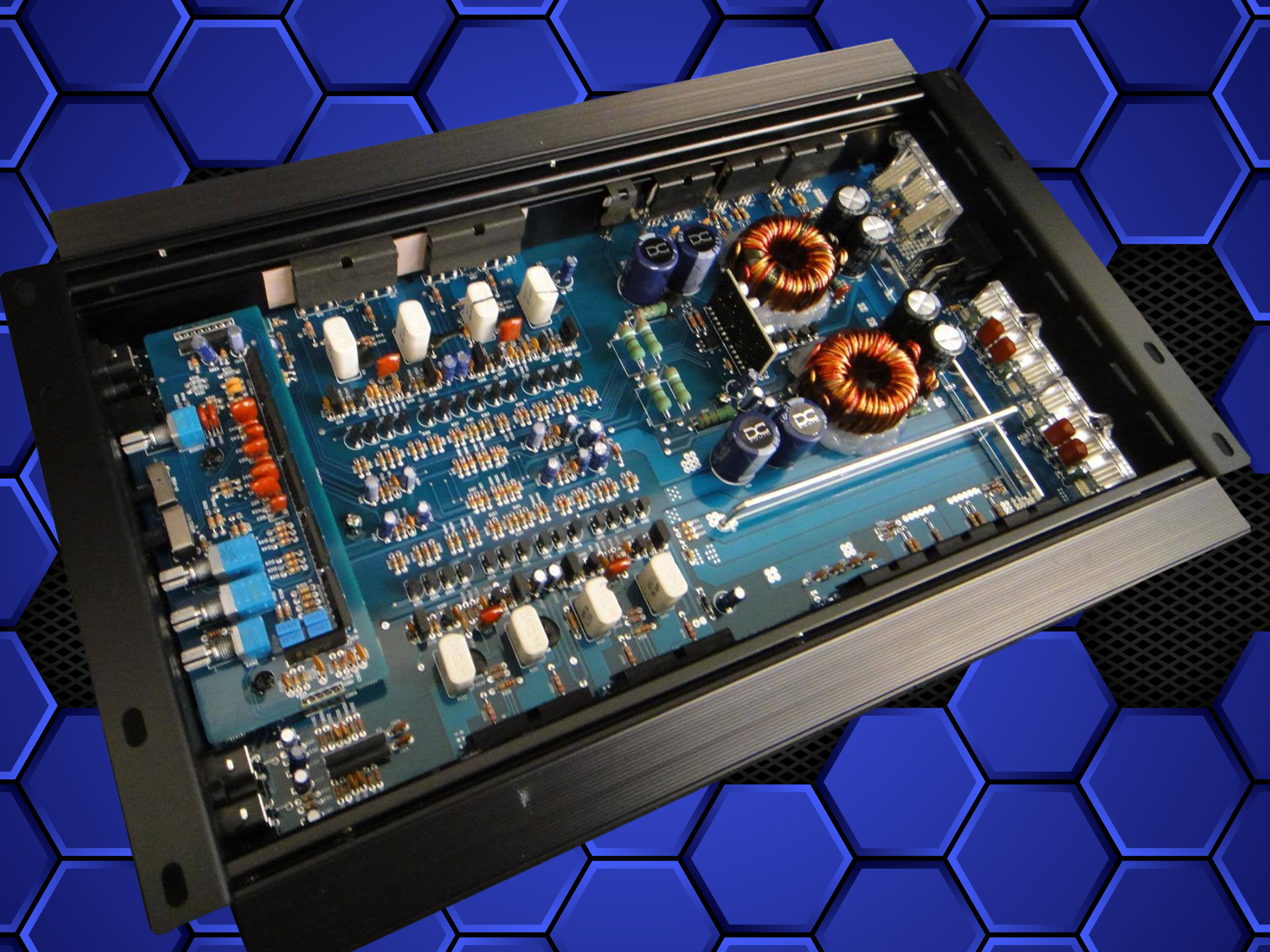 DC Audio 90.4 4-Channel Amplifier 90W x 4 RMS