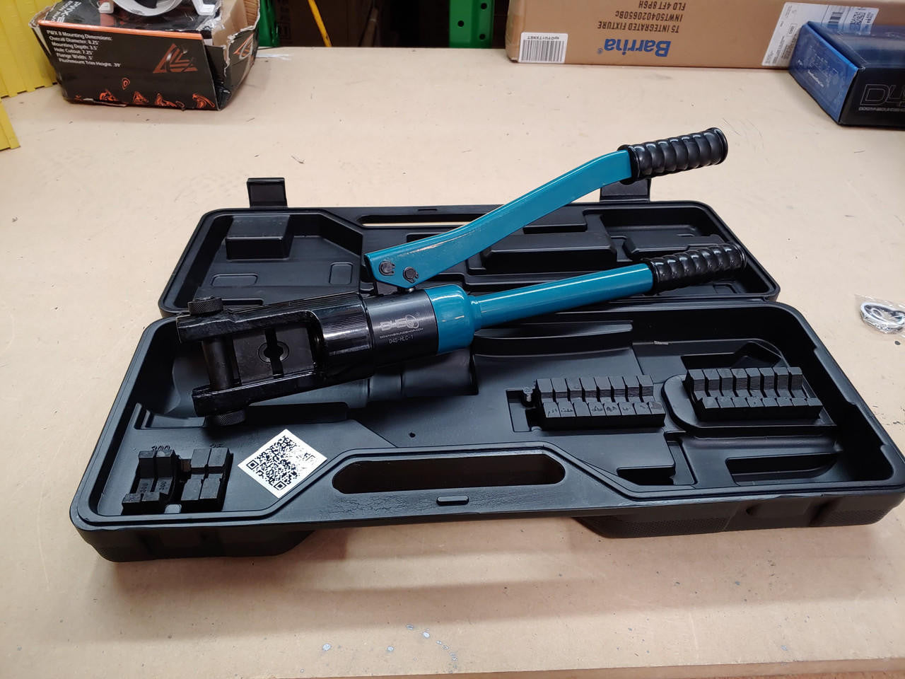 Down4Sound HLC-1 - 18 TON Wire Terminal Crimper
