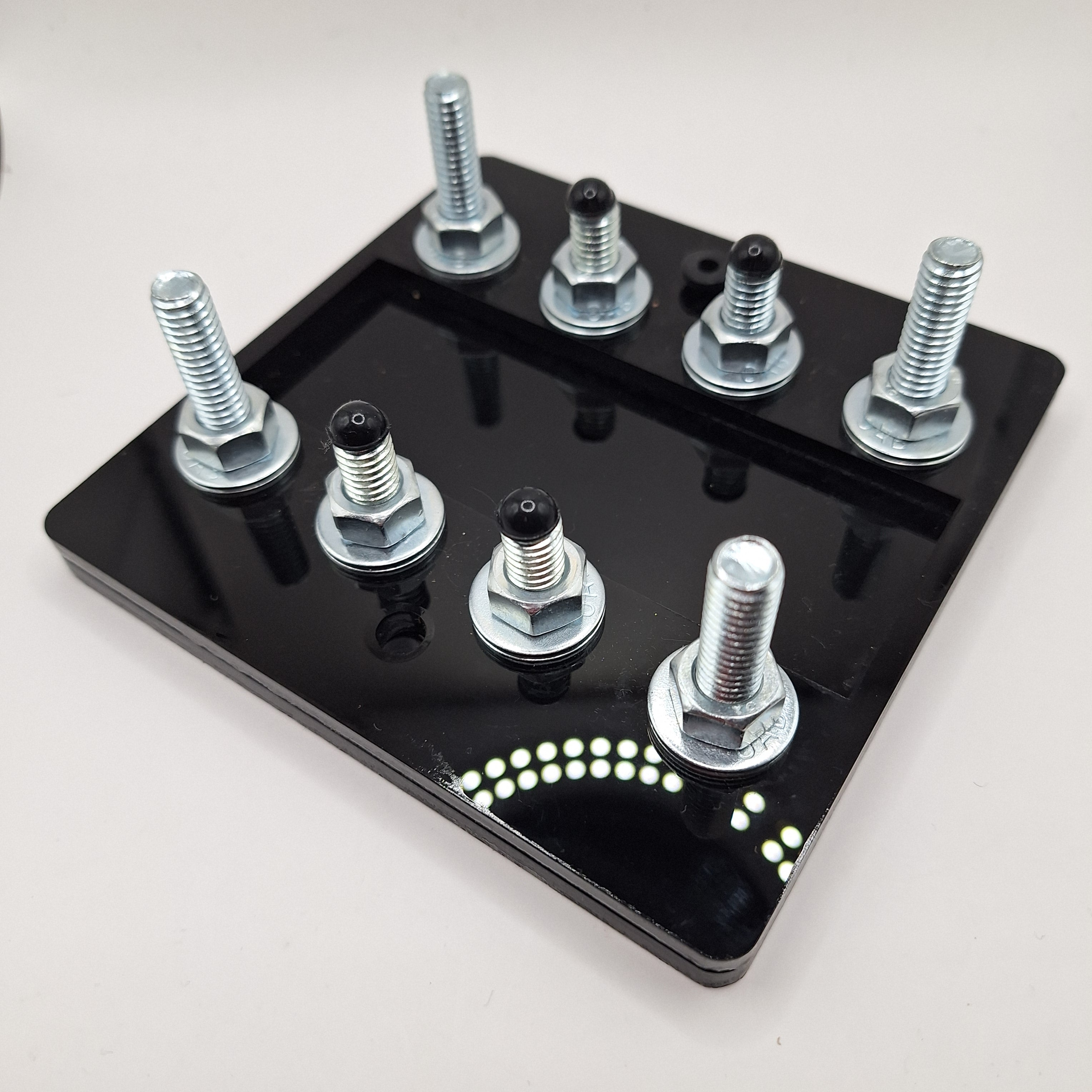 315 Custom Audio 4-Spot Fuse Block